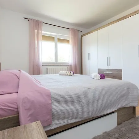 Apartman Jakov Nedescina