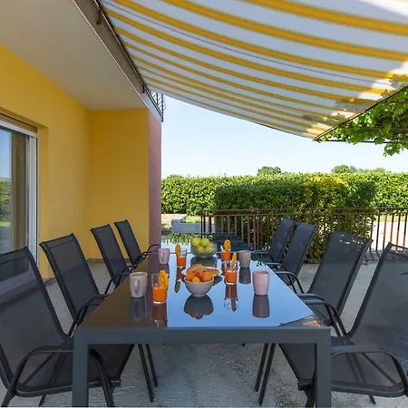 Apartment Apartman Jakov