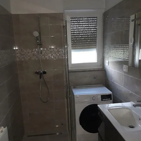 Apartment Apartman Jakov *