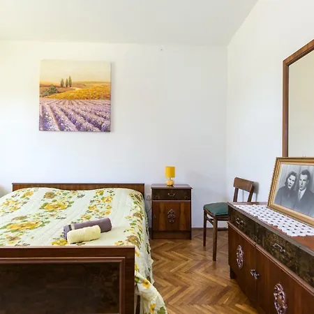 Apartman Jakov Apartment Nedeščina