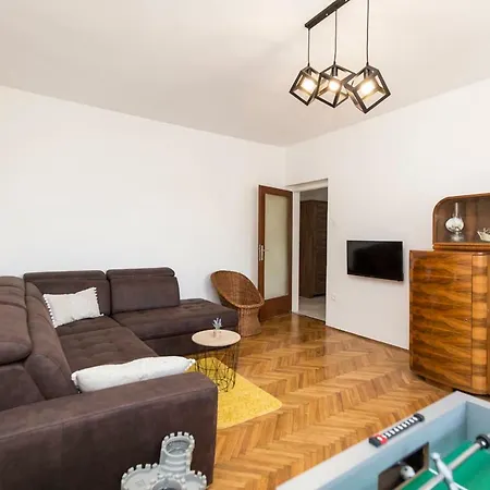 Apartment Apartman Jakov
